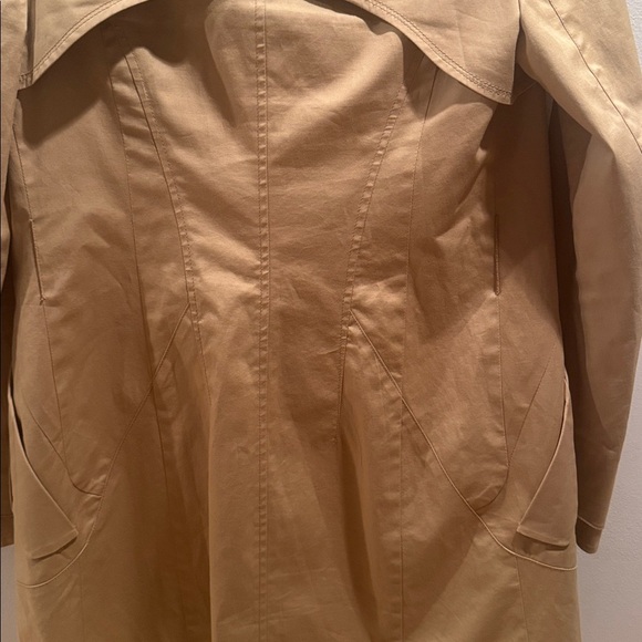 System Double-Breasted Tan Trench Coat - Picture 9 of 10